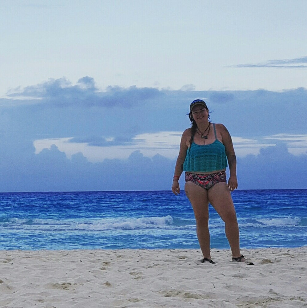 Meet your Posher, Abby