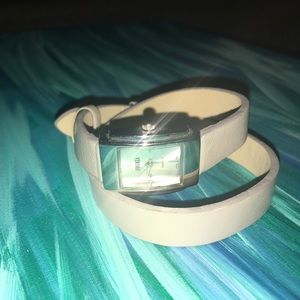 The Limited Forenza Quartz Wrap watch