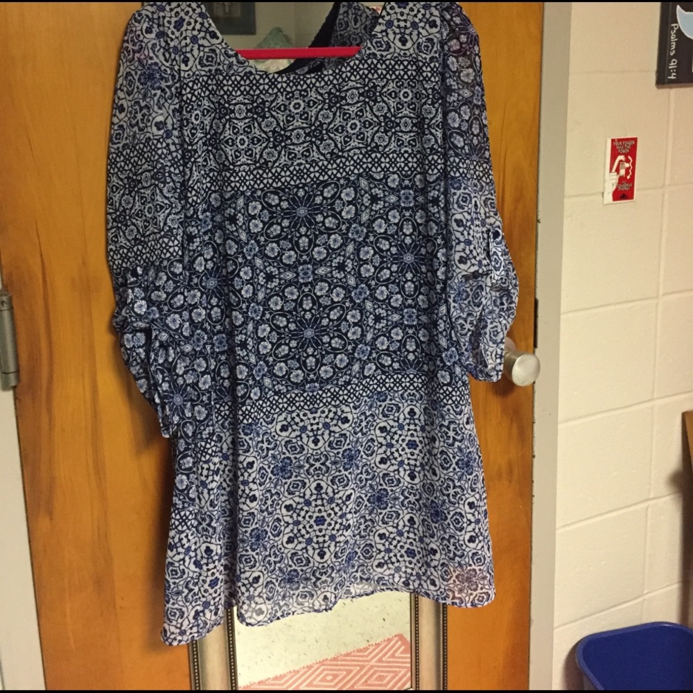 Navy blue and white shift dress worn once