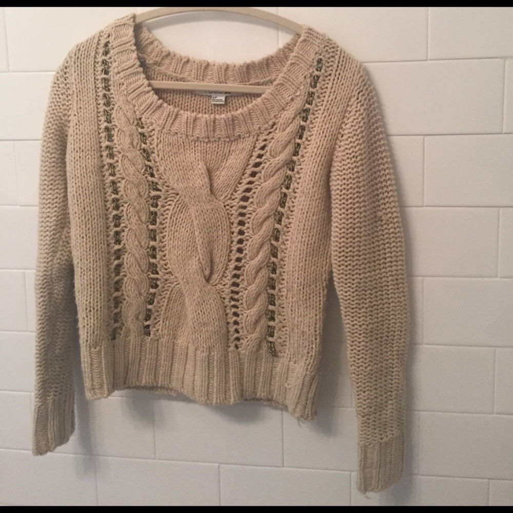 Cable knit sweater
