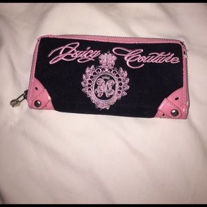 Juicy couture wallet. Pink