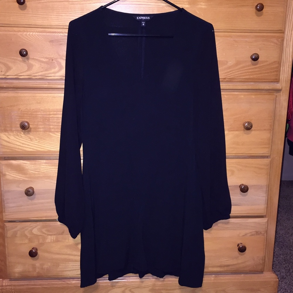 Black long sleeve dress