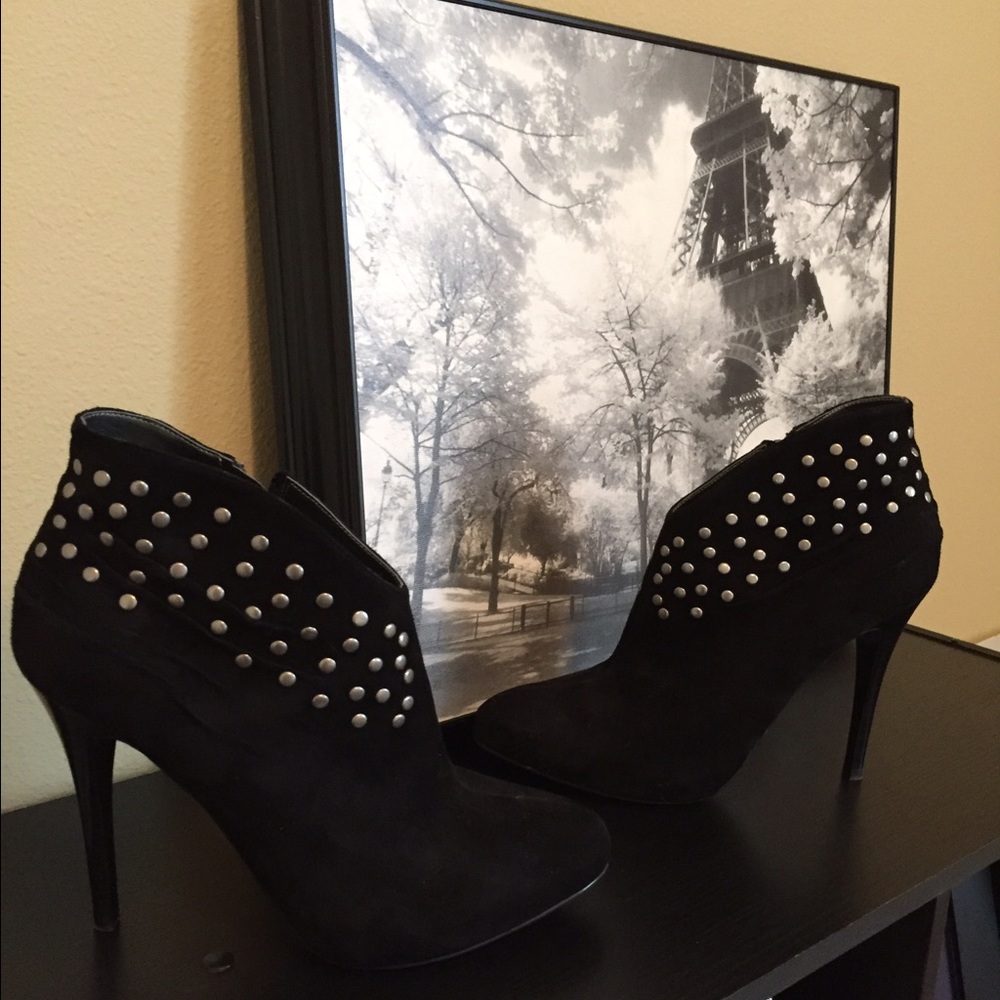 Black Suede Guess Booties Size 8.5