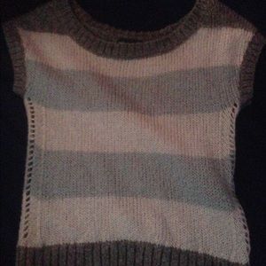 Short sleeved sweater M American Eagle