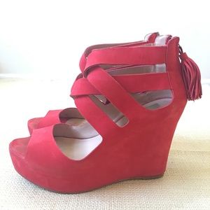 Dolce Vita Jade Wedge sandal size 8 red
