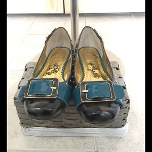 Naughty Monkey Flats