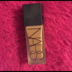 NARS ALL DAY LUMINOUS WEIGHTLESS FOUNDATION TAHOE