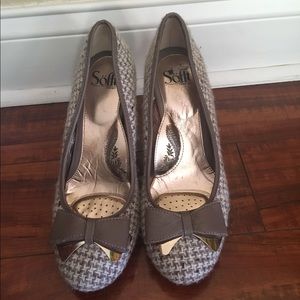 Sofft Brown & White Houndstooth Heels
