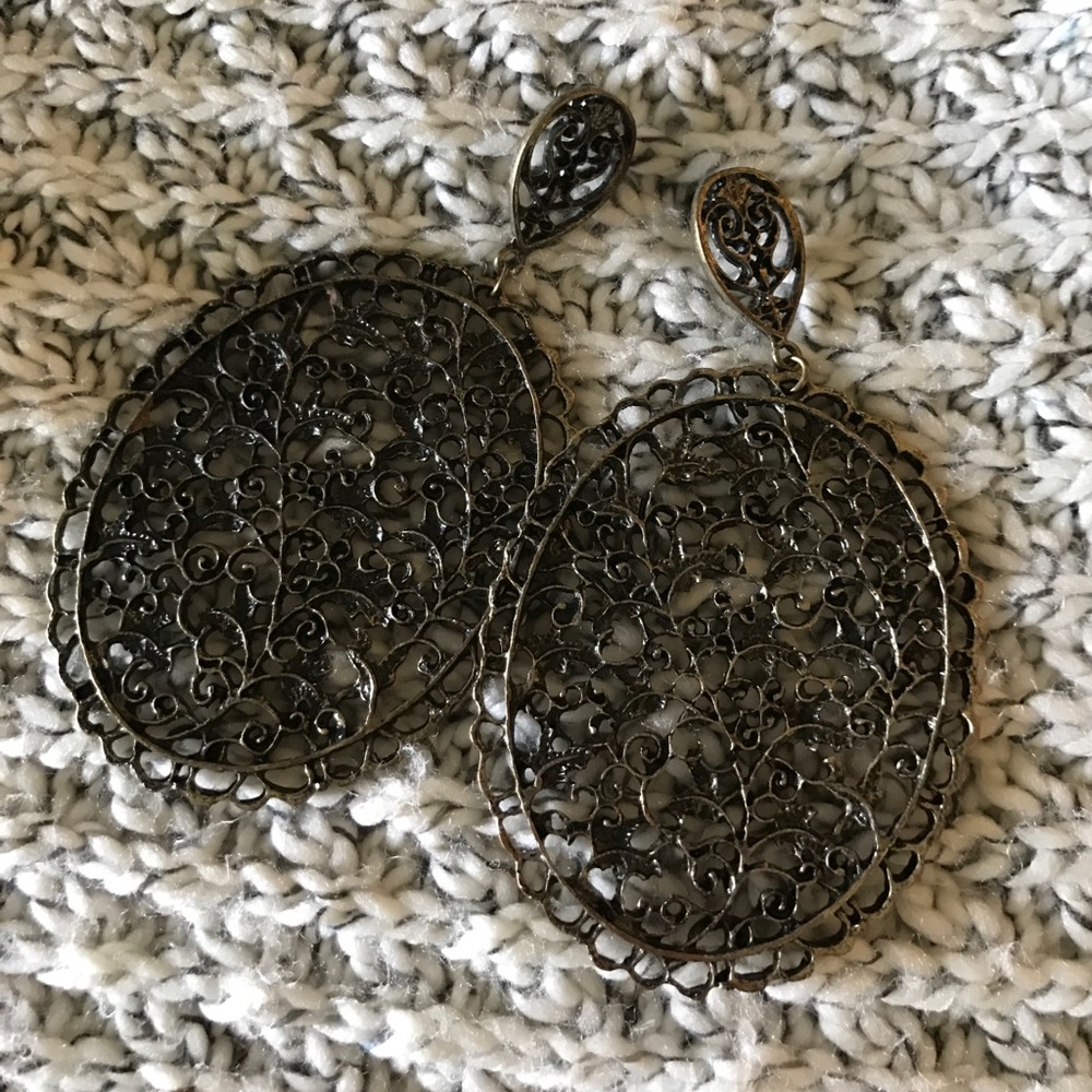 🚨Earrings🚨