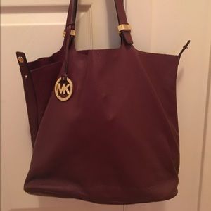 Michael Kors tote