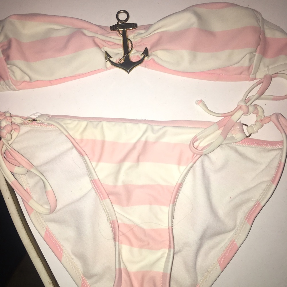 Bikini!