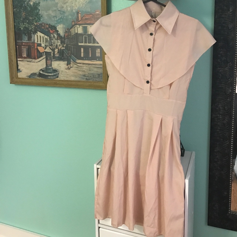 Light pink/nude dress