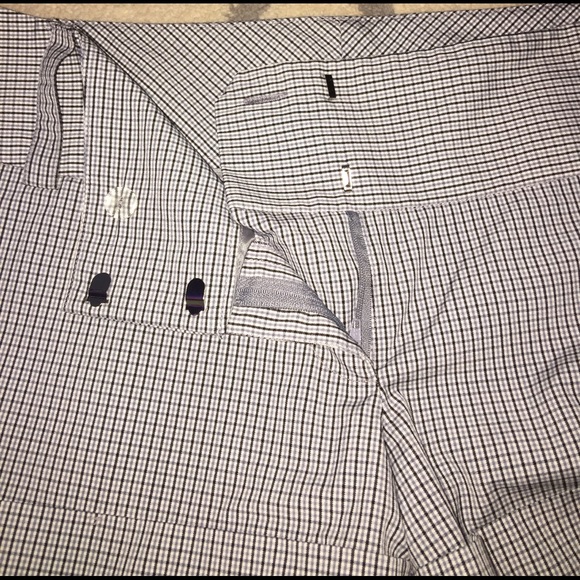 Guess Shorts - Picture 4 of 5