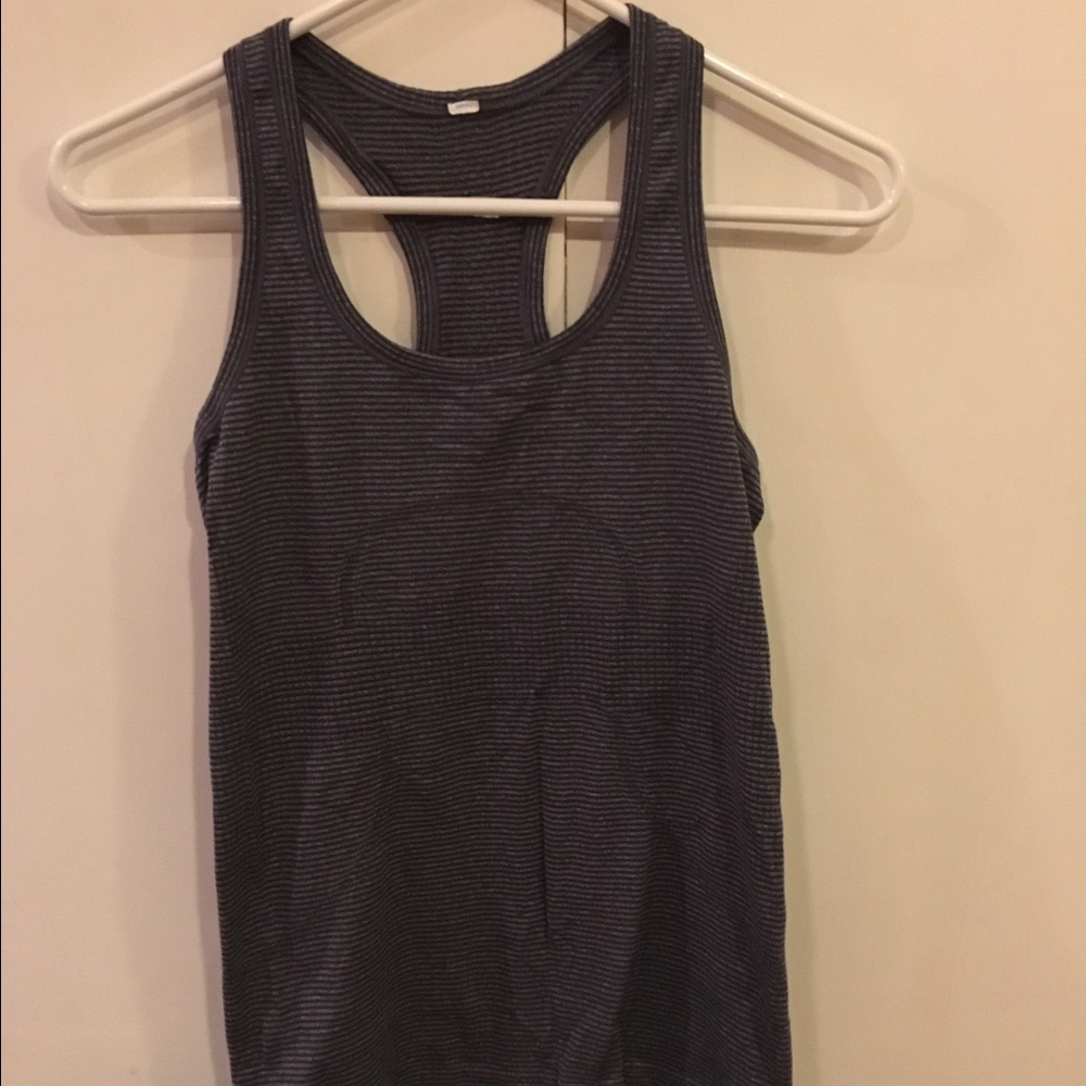 Lululemon tank top size 6. Like new