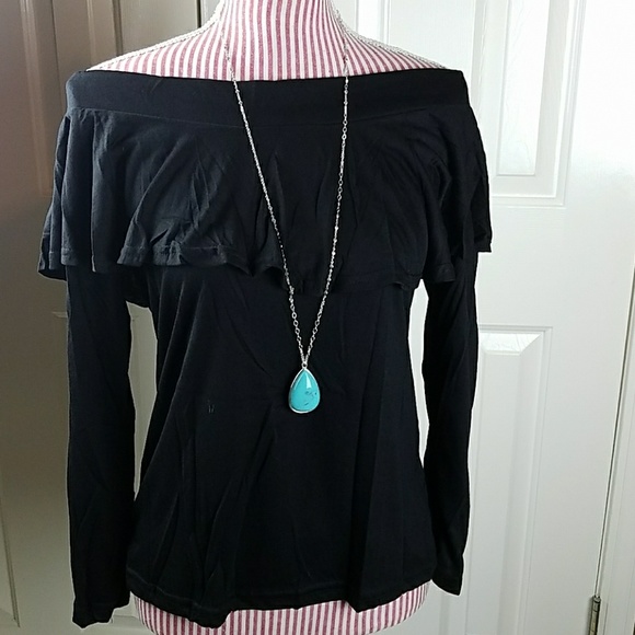 Plus Size Black Ruffled Off-theShoulder Top - Picture 2 of 4