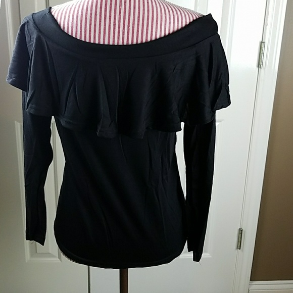 Plus Size Black Ruffled Off-theShoulder Top - Picture 3 of 4