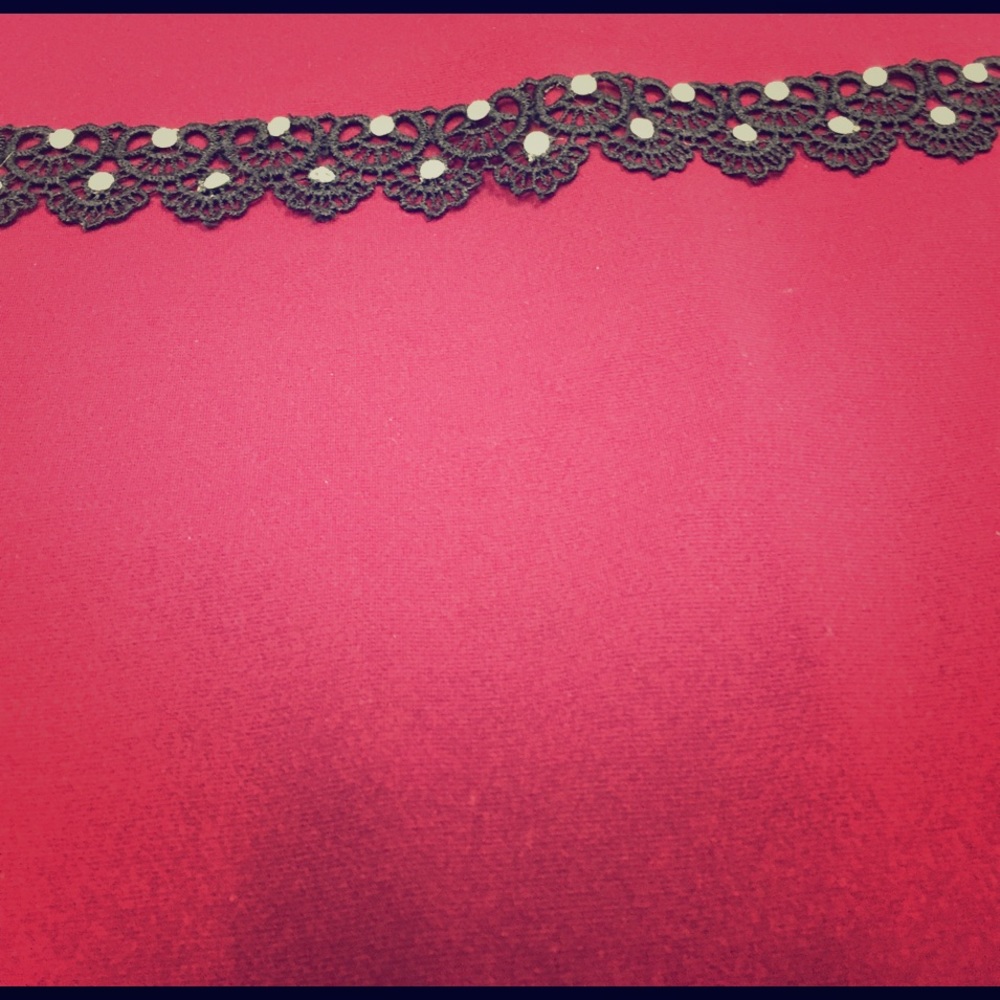 Beautiful choker!