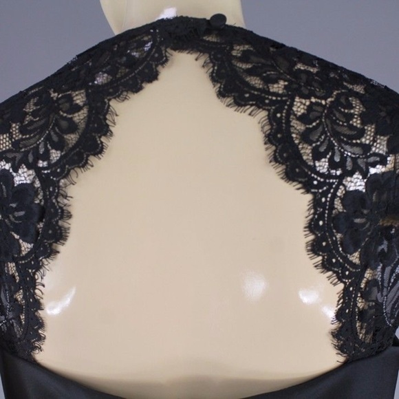 Black Sleeveless Lace-yoke Ruched Sheath Dress - Picture 5 of 8