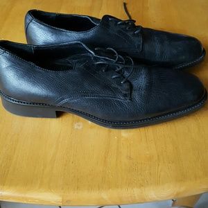Giorgio Brutini black dress shoes