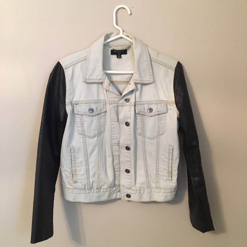 Lightwash Denim Jacket with Leather Sleeves
