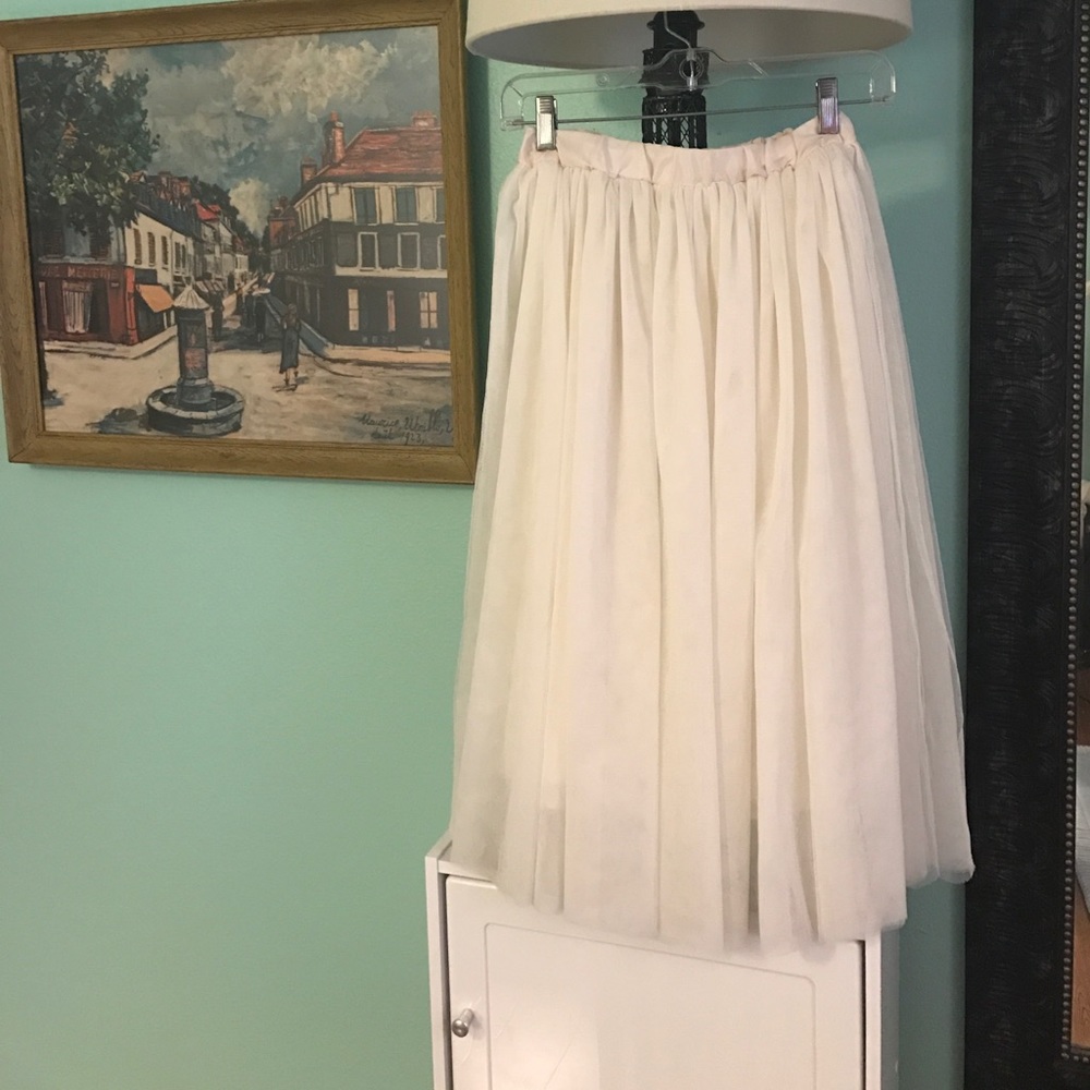 MIDI tulle skirt!