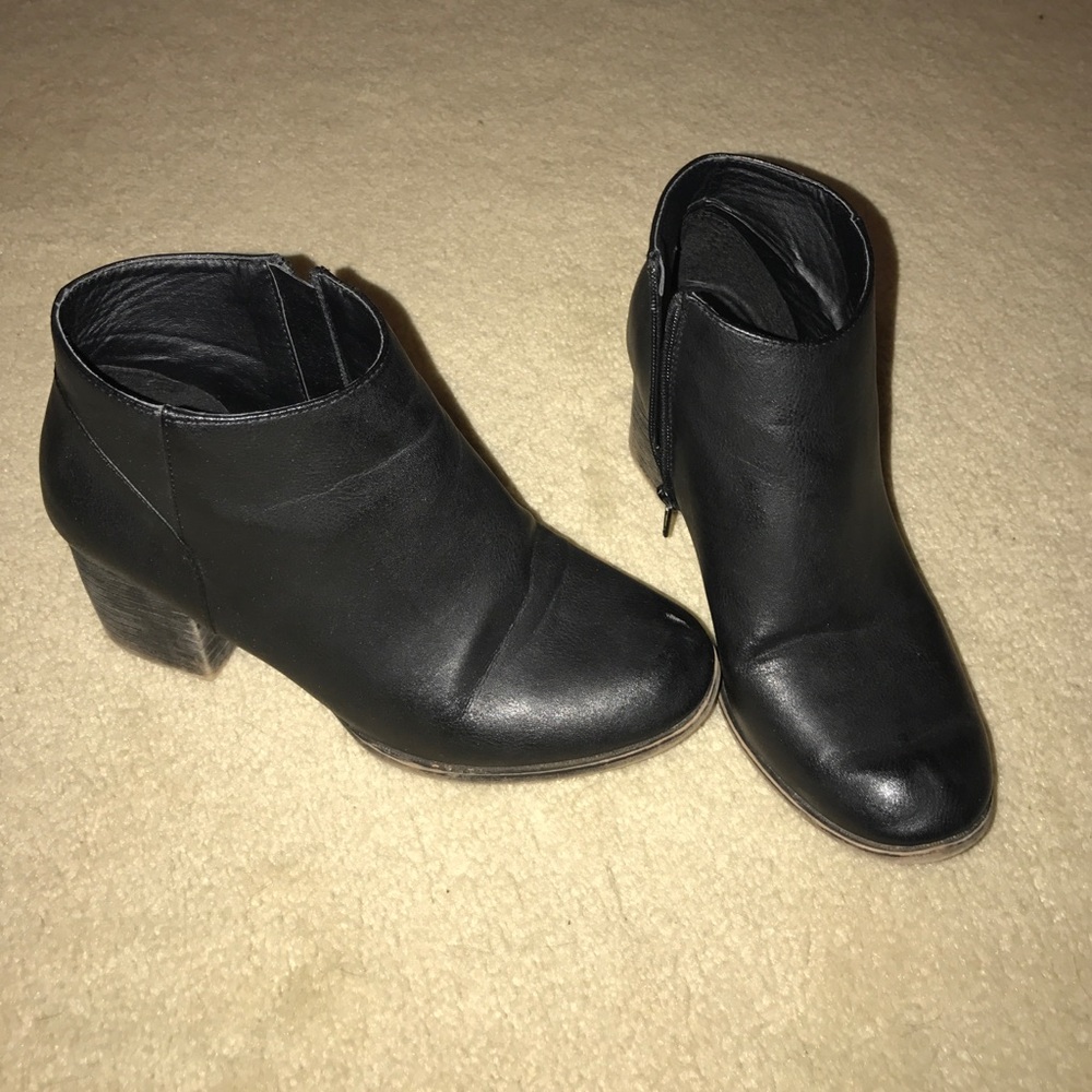 Forever 21 Black Booties