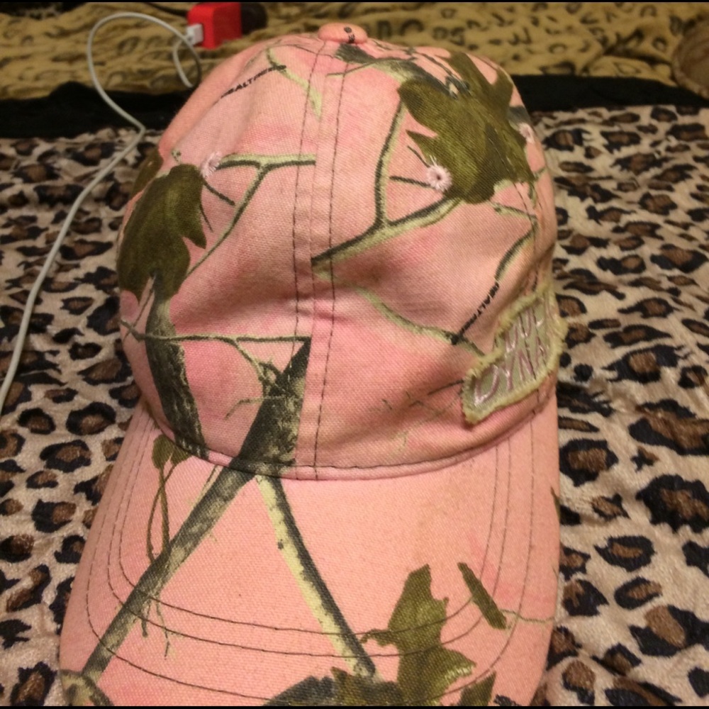 Duck dynasty pink army hat