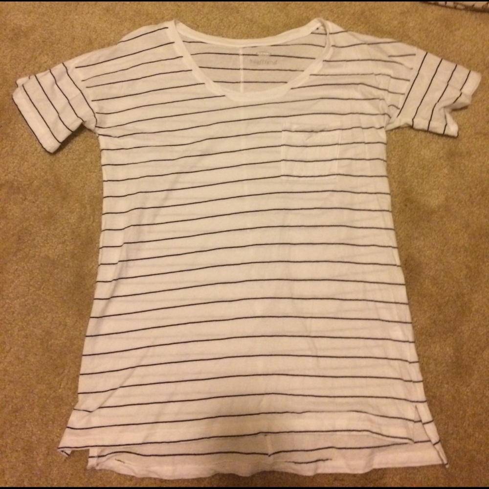 Black and white striped t shirt