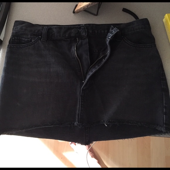 FREE PEOPLE NEVER WORN JEAN SKIRT - Picture 1 of 3