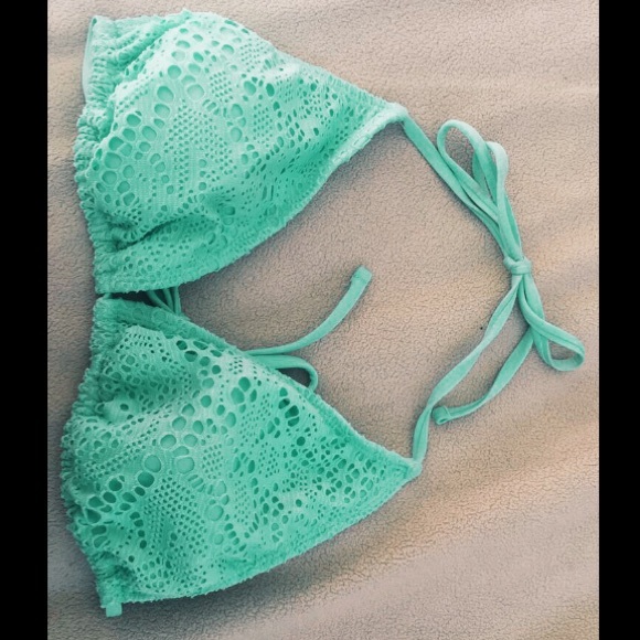 bikini top - Picture 1 of 1