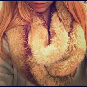 Lane Bryant Faux Fur scarf