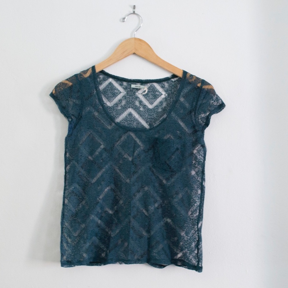 Kimchi blue  lace pocket tee