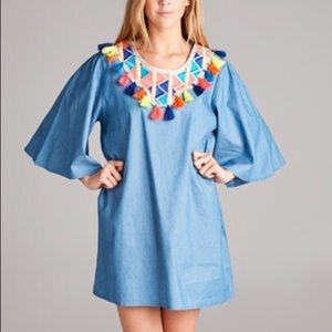 Bell-sleeve tassel tunic dress