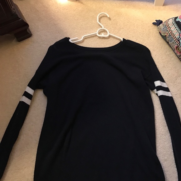 Navy sweater - Picture 1 of 2