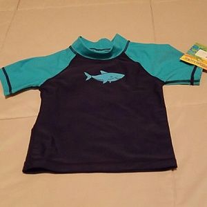 3T toddler rash guard NWT