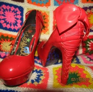 Betseyville Red Stylish Heels