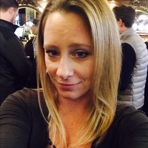 Meet your Posher, Jillian