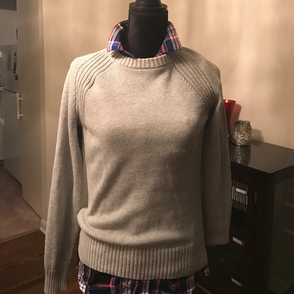 Old navy blue, pink long sleeve shirt - Picture 3 of 8