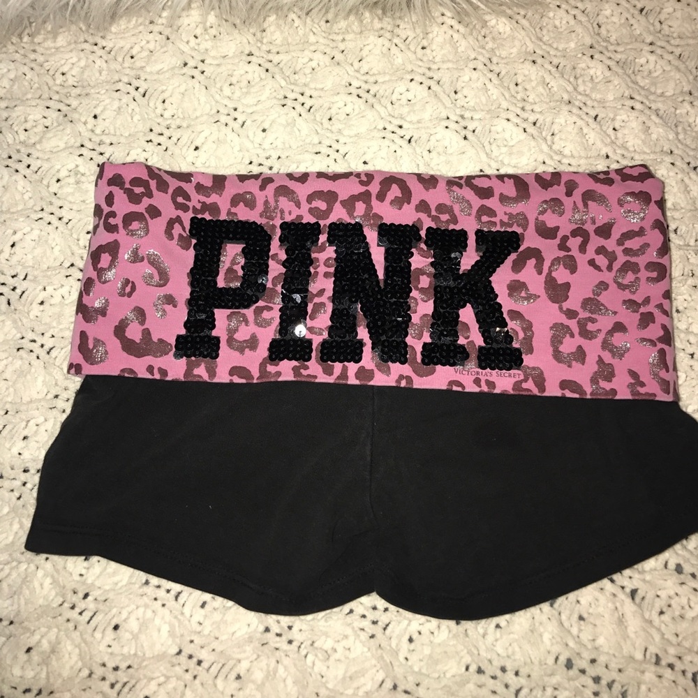 VS Pink Cheetah Shorts🐆