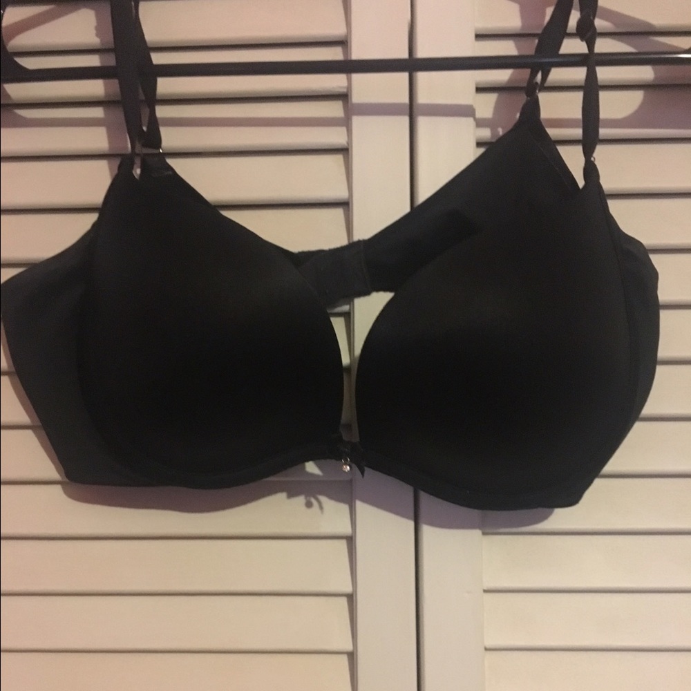 VICTORIA SECRET BRA
