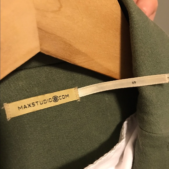 Max Studio olive blazer - Picture 3 of 3