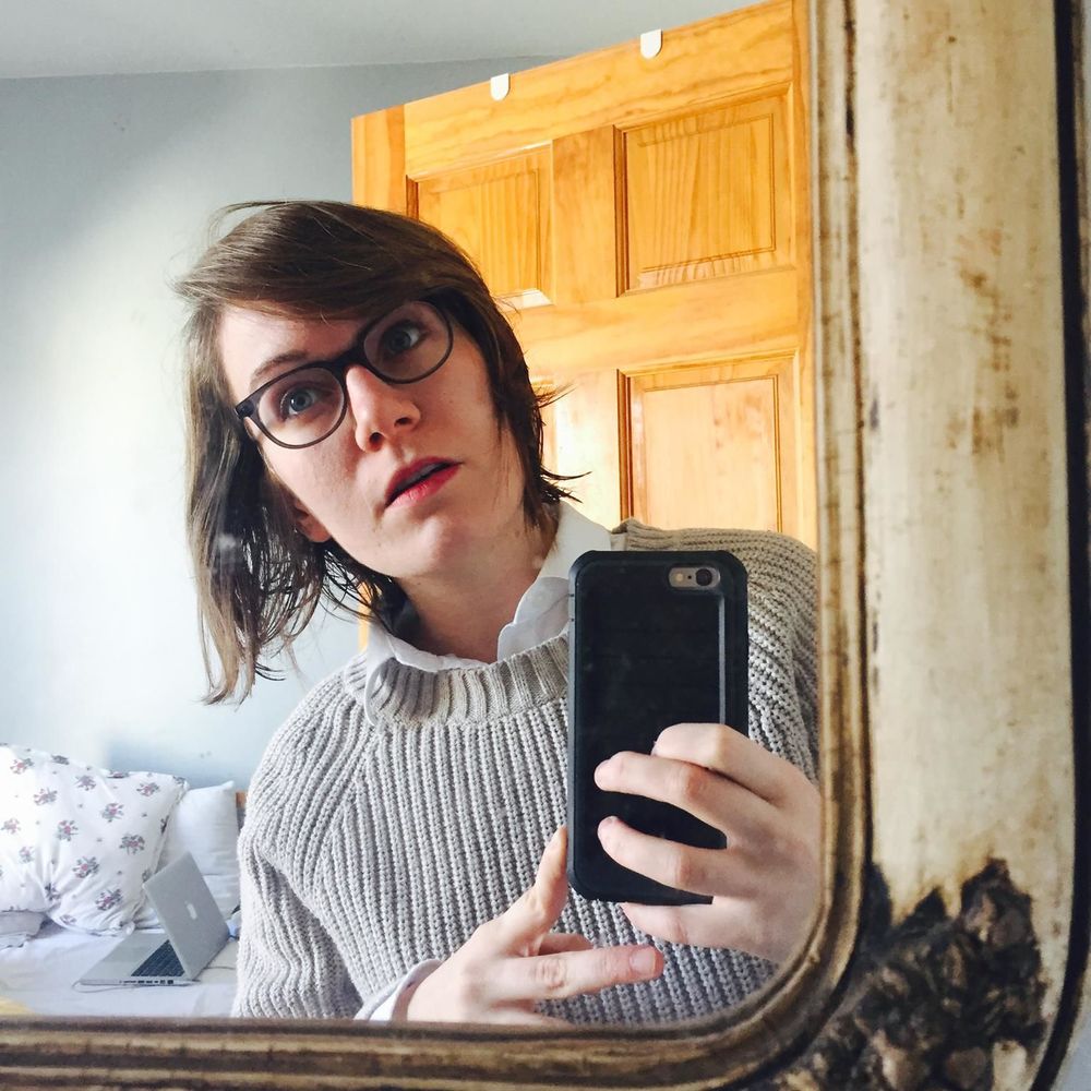 Meet your Posher, Hallie