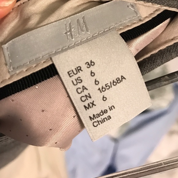 Grey H&M pencil skirt - Picture 3 of 3