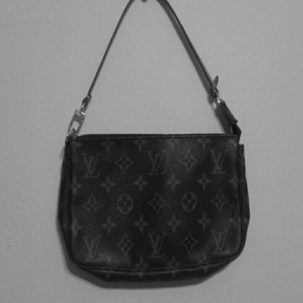 Louis Vuitton Small Clutch Bag