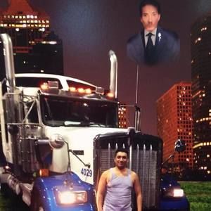 Meet your Posher, Leo