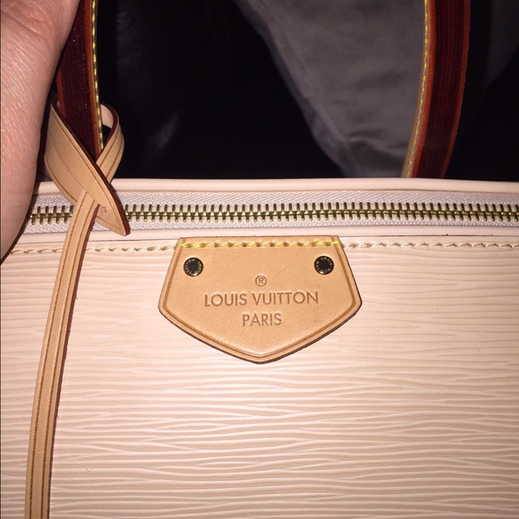 GORGEOUS 💗💗💗 - Picture 3 of 8