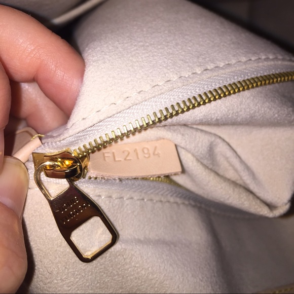 GORGEOUS 💗💗💗 - Picture 5 of 8