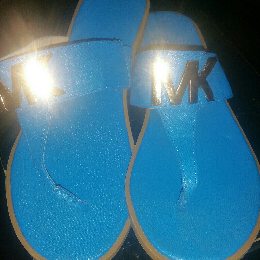 Blue Micheal Kors Snadles used once perfect condit