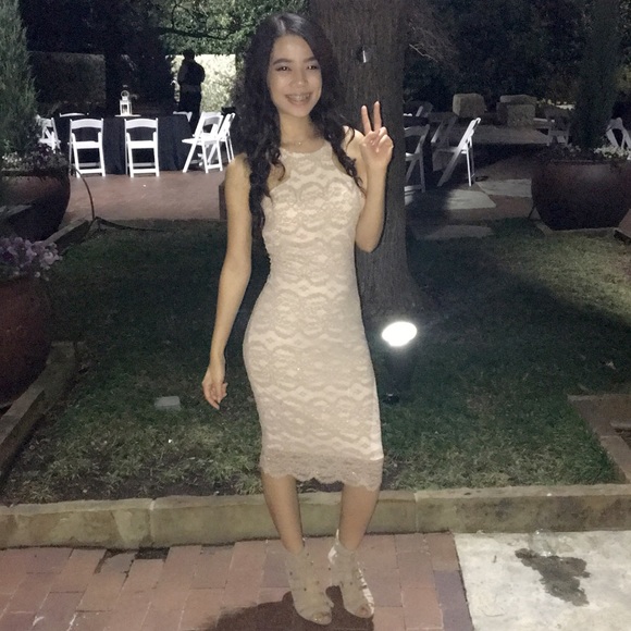 Meet your Posher, Shamia - Picture 1 of 1