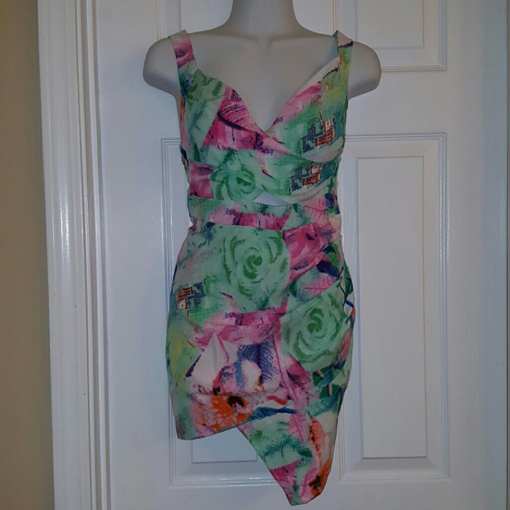 ↙️Reduced↙️Floral spring/summer dress size M/8